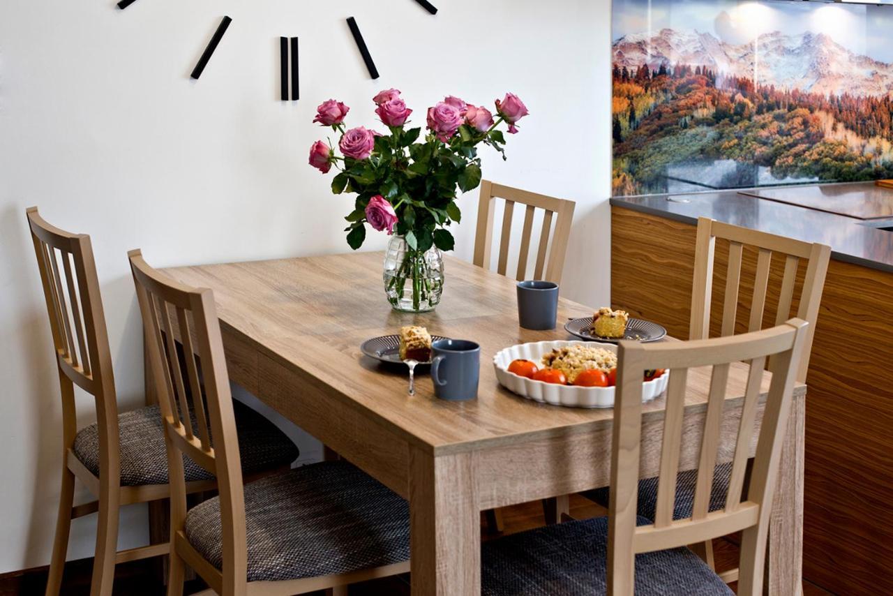 Jana Kazimierza 57 Serviced Apartments Warsaw Exterior photo
